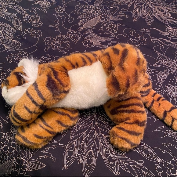 Vintage TY Tygger plush 1994 Ty Classics Collection "Tygger" the Tiger (16 inch) - Picture 4 of 6